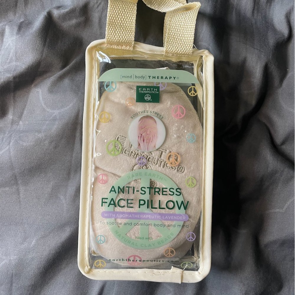 NEW Anti-Stress Face Pillow